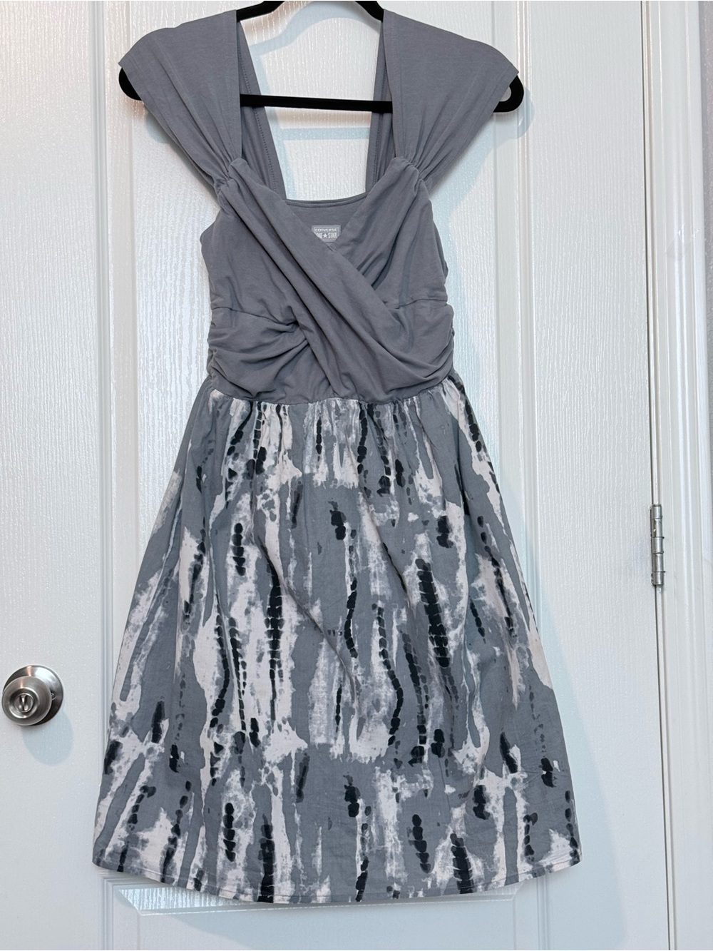 Converse Gray Sleeveless Midi Dress with Abstract Printed Skirt